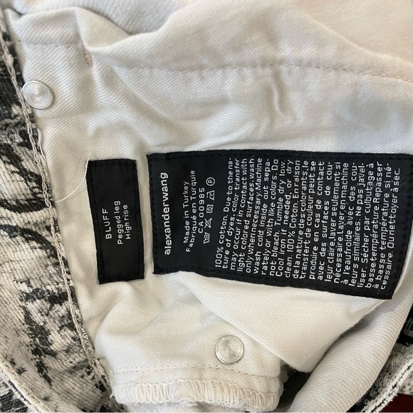 Alexander Wang Cropped Snake Print High Rise straight leg jeans size 26 - Picture 5 of 6